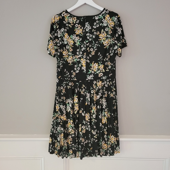Maggie London Dress size 16 - Picture 2 of 3